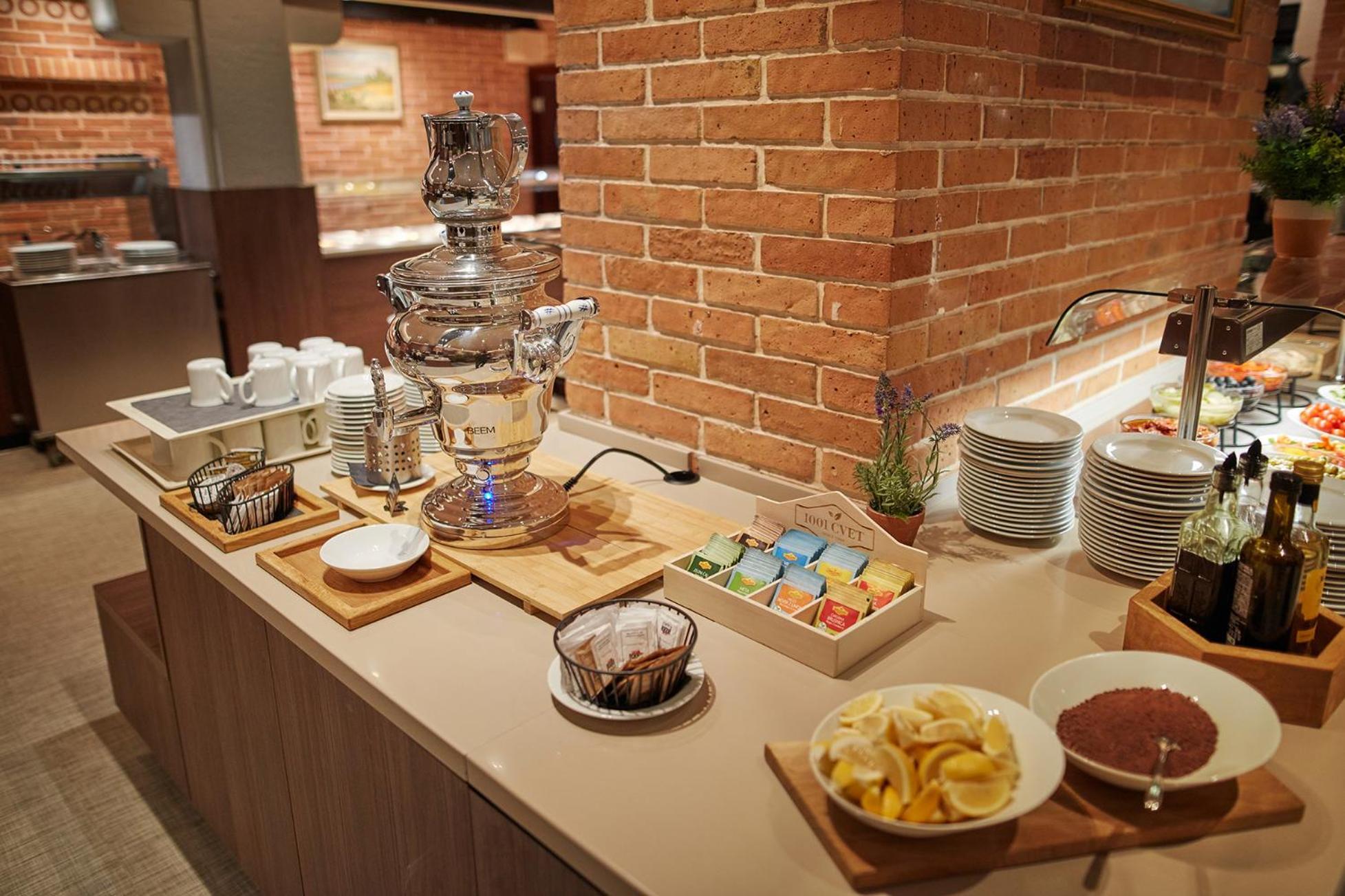 Olive Family Suites - Hotel & Resort Adria 安卡兰 外观 照片